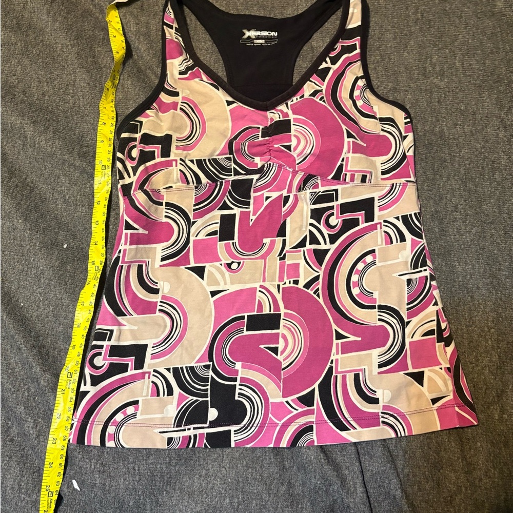 Xersion Pink and Black Geometric Tank Top